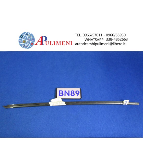 115417412400 BINARIO PLASTICA PISSAGGIO RASCHIAVETRO DX ALFA DUETTO 3° 4 ° S.
