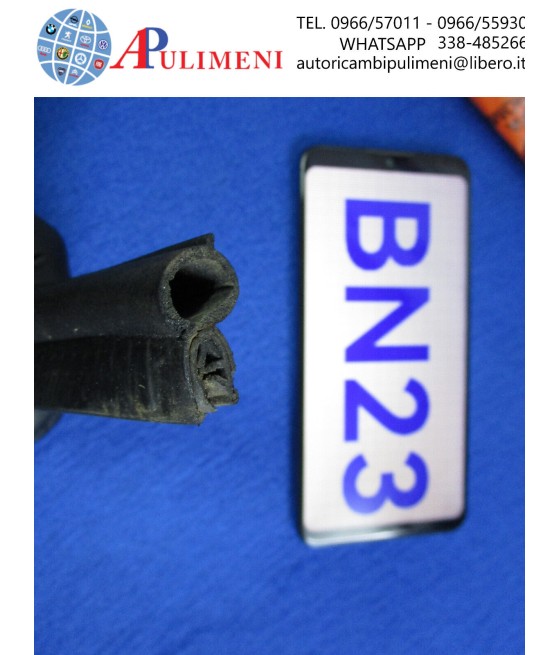 GUARNIZIONE INFERIORE CALANDRA OSSATURA ANTERIORE ALFA ROMEO GIULIETTA