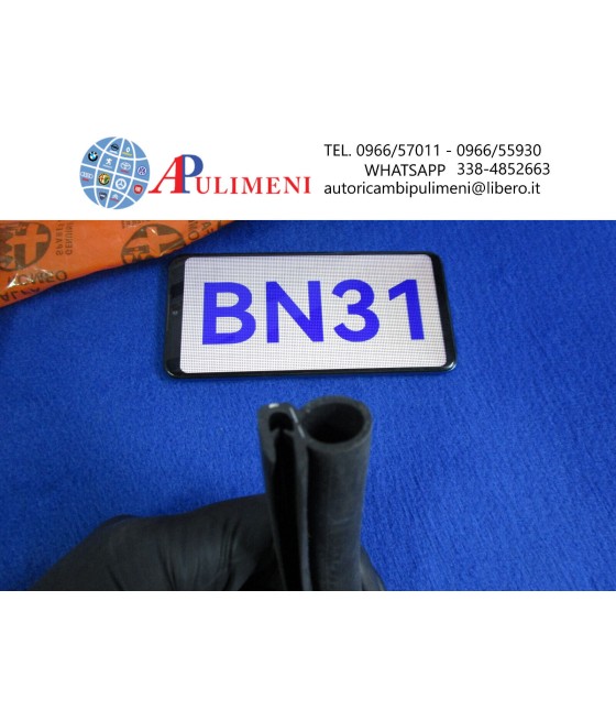 531139 GUARNIZIONE VANO PORTA ANTERIORE SX ALFA ROMEO ALFASUD