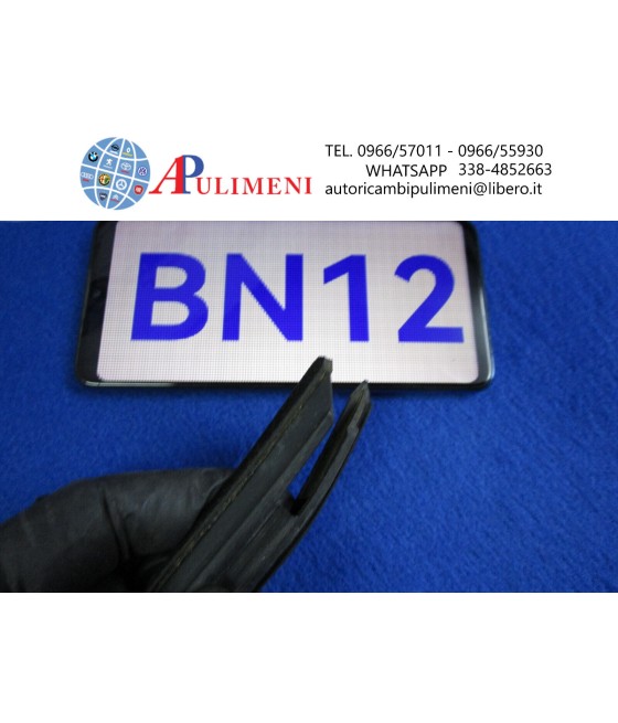 106023 GUARNIZIONE CANALINO VELLUTATO VETRO PORTA ANTERIORE DX SX ALFASUD LUSSO