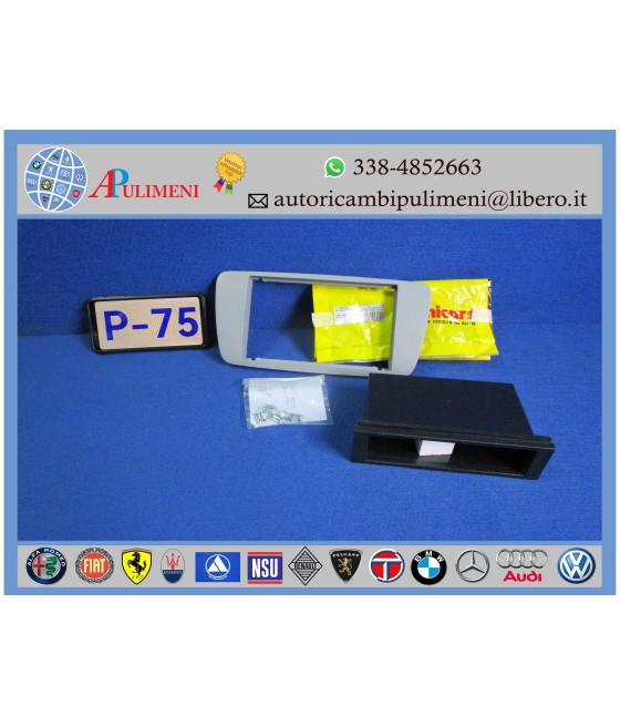 MOSTRINA CORNICE AUTORADIO...