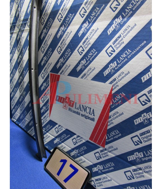 82422589 CORNICE VETRO PORTA ANTERIORE DX NERA FIAT CROMA 90-96