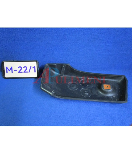 3262 CANTONALE PARAURTI ANTERIORE DX IN GOMMA ALFETTA 82