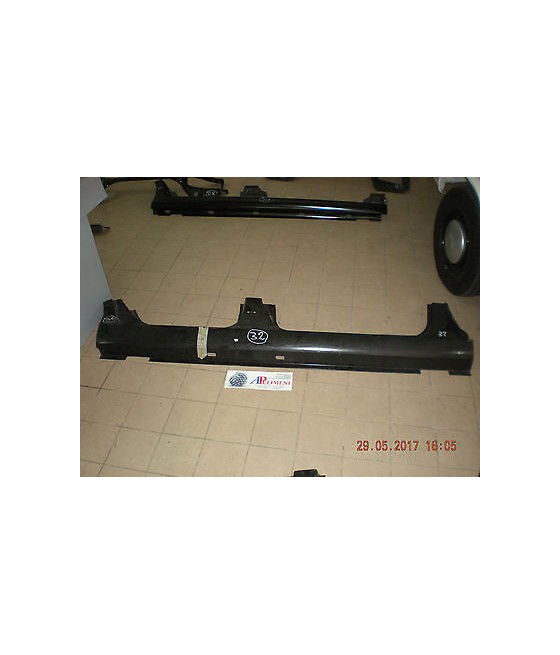7010L4 SOTTOPORTA DX...