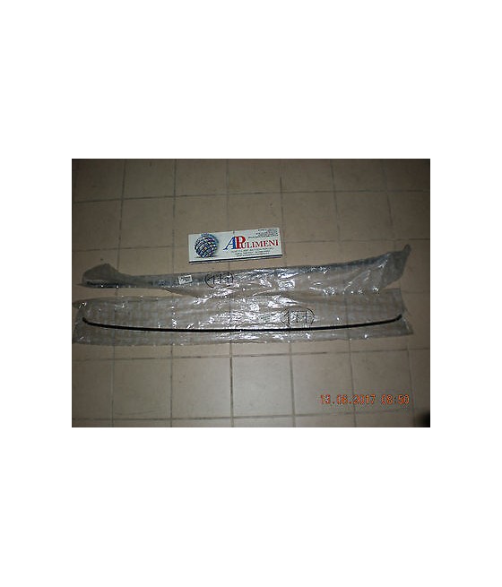 8103A4 PROFILO PARABREZZA...