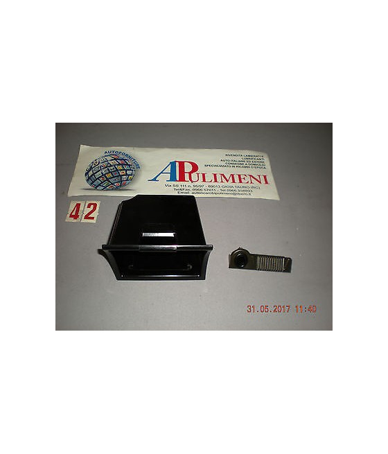 8230C8 PORTACENERE...