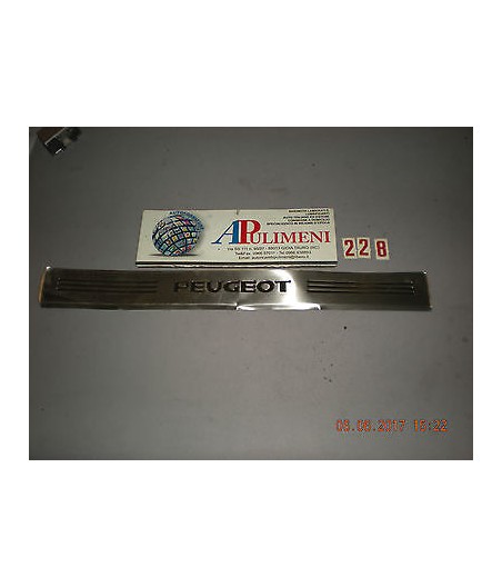 $productcomments_product->name