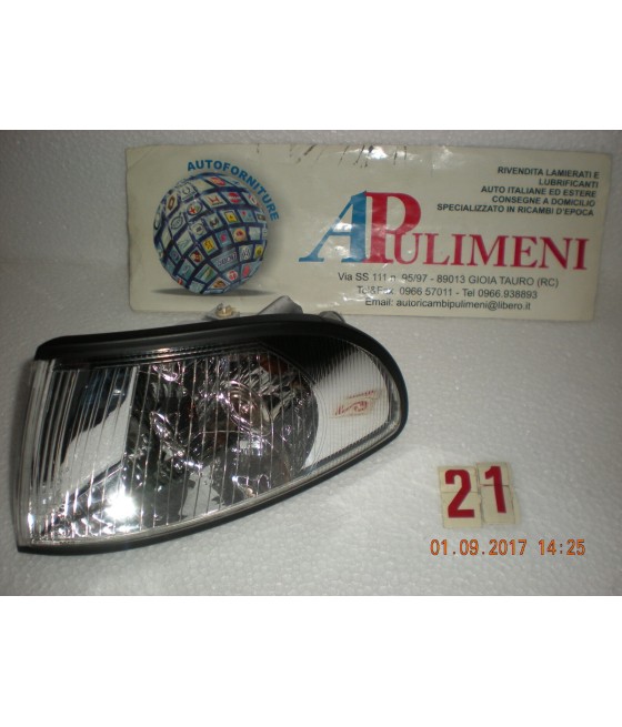 44220 FANALINO ANTERIORE...