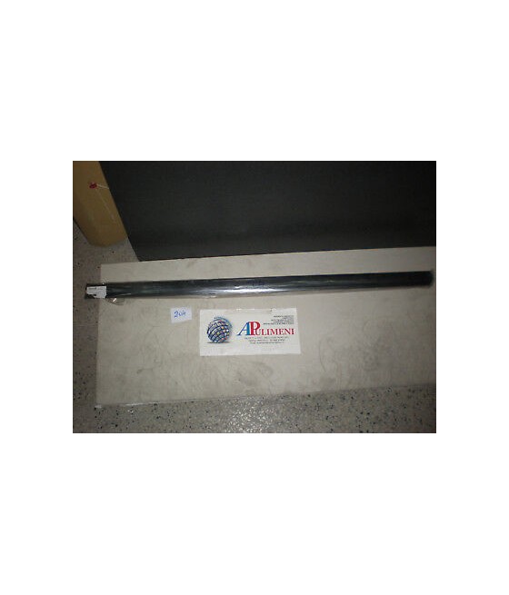 40/147 MODANATURA PORTA DX...