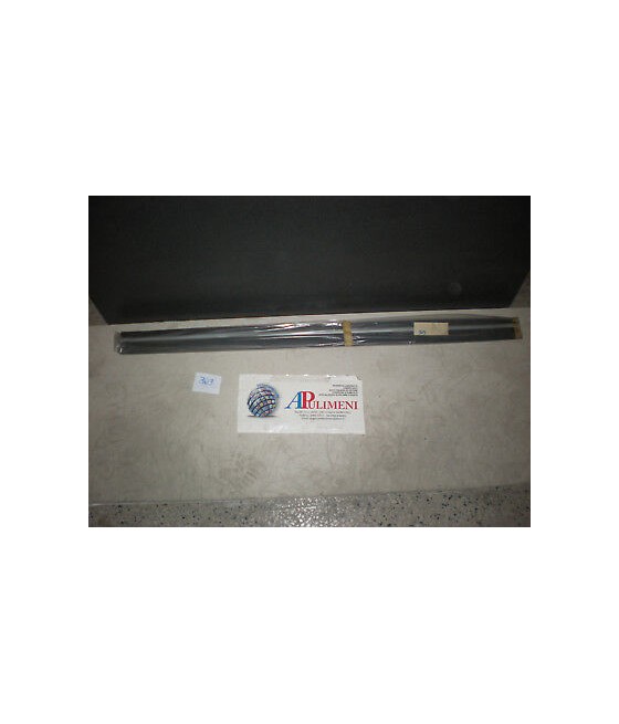 68/21 MODANATURA PORTA DX...