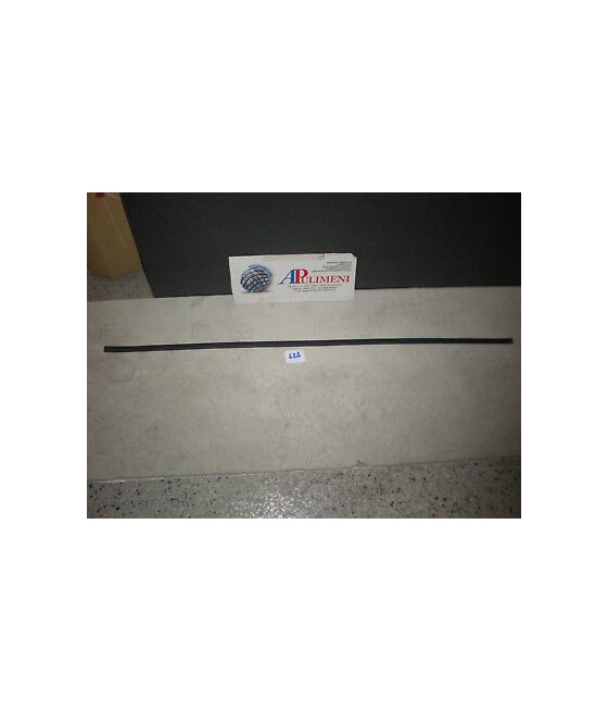 67/003 MODANATURA PORTA DX...