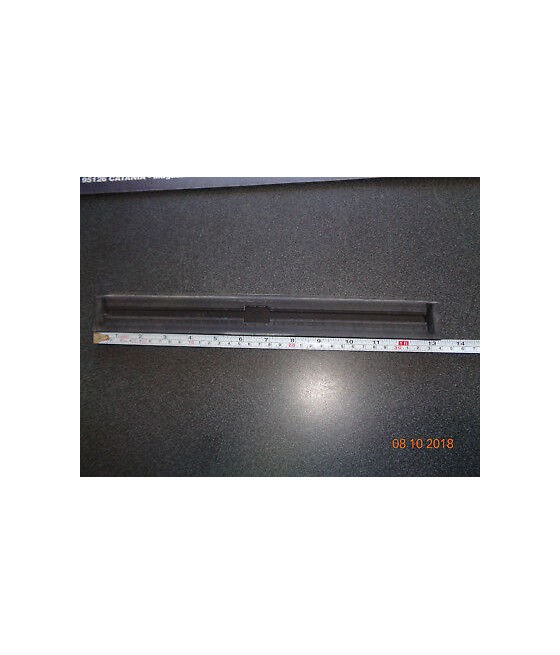 15746 MODANATURA PARAURTI ANTERIORE BMW S.5 E28 1980--1987 UNICAR