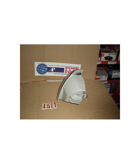 2BA003636031 FANALINO ANTERIORE SX BIANCO (FRONT LAMP) AUDI 100 79--82 HELLA