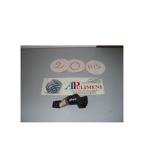 T157 STAFFA PARAURTI...