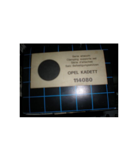 114080 KIT STAFFE ATTACCHI...