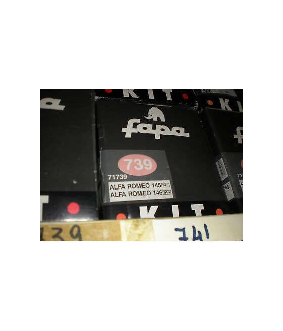 739 KIT STAFFE ATTACCHI...