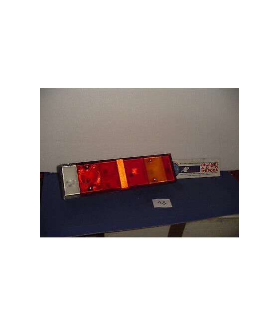 37109000 FANALE POSTERIORE...