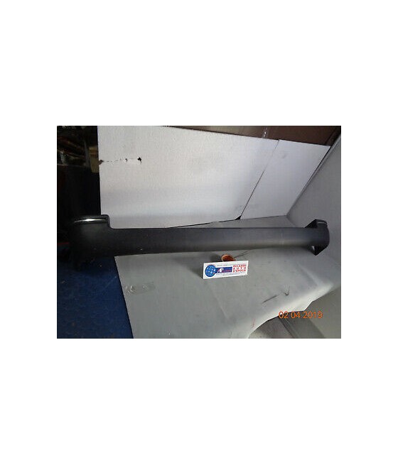 741056 PARAURTI POSTERIORE NERO C/PROFILO CROMATO PEUGEOT 505 SW ORIGINALE