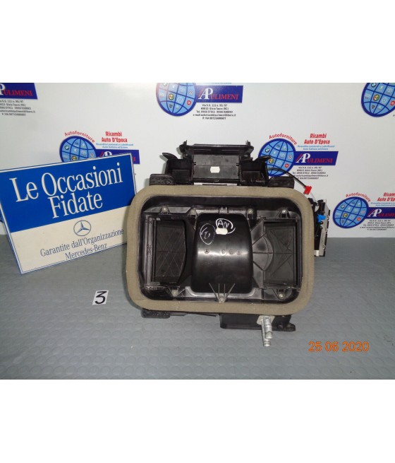 ALLOGGIAMENTO RISCALDATORE MERCEDES CLASSE A W168 (C/CENTRALINA COMANDI) (USATO 