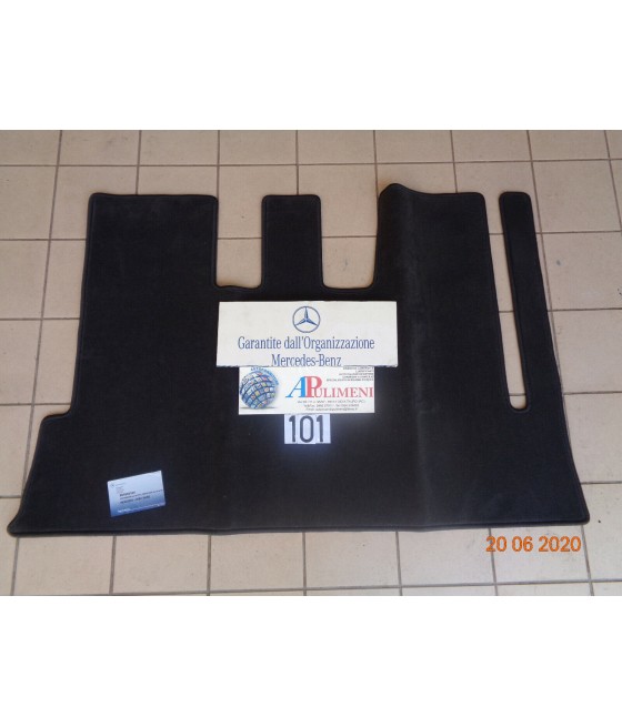B66560546 TAPPETO MOQUETTE...