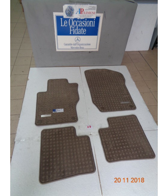 B66290072 SERIE TAPPETI...