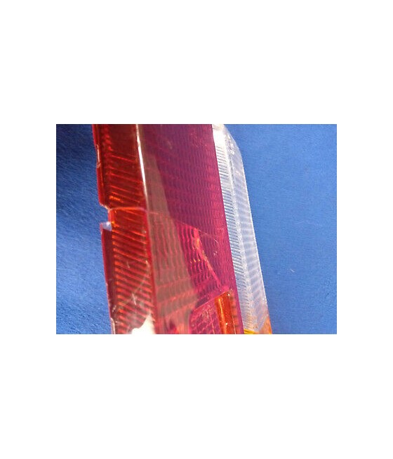 PLASTICA TRASPARENTE FANALE POSTERIORE DX LANCIA FLAVIA 2000 CARELLO (CREPATA)